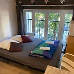 Les Meubles De L'avenue Bouloumie *