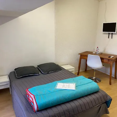 Les Meubles De L'avenue Bouloumie Vittel