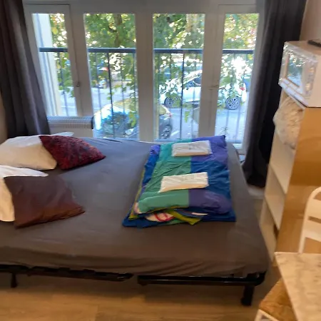 Les Meubles De L'avenue Bouloumie Апартаменты Виттель